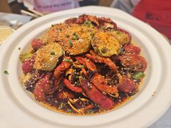 -肥肥虾庄·金牌油焖大虾(东湖欢乐谷店)