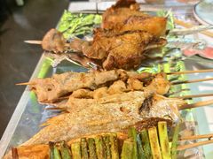 -云晓光头烧烤吧(德平路店)