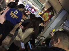 等位区-麦当劳(东坑店)