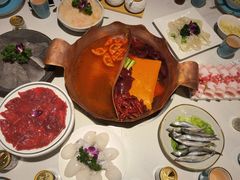 -墨居上隐·院子里火锅(峨眉店)