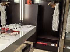 -上海外滩茂悦大酒店