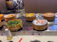-龍歌自助小火锅(市北CBD万达店)