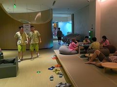 -涨巢·潮玩水疗局