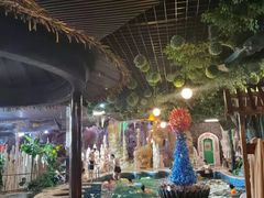 -泉城欧乐堡戏水湾艺术养生温泉