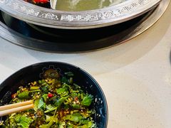 -钢管厂五区小郡肝串串香火锅(人民广场店)