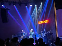 -TZ House音乐现场(来福士中心店)