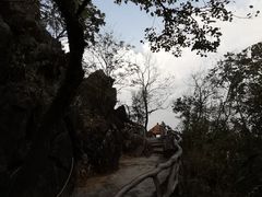 -崆峒岩风景区