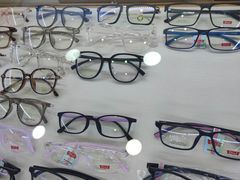 -宝岛眼镜公司(普育东路店)