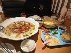 -江渔儿酸菜鱼专门店(明珠广场店)