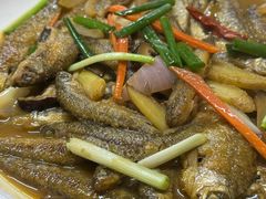 家烧溪鱼-柠静私家菜(石板巷店)