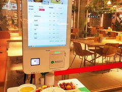 -老乡鸡(上海白玉兰广场店)