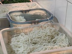 -正宗杨记普洱酸醋米线(总店)