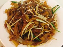 -新大咀港式茶餐厅(宝山万达店)