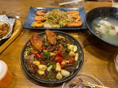 -老东镇啤酒屋海鲜加工·蒸汽海鲜·海鲜烧烤(台东店)