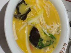 -渝是乎酸菜鱼(龙旗购物中心店)