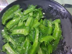 -小辣妹川味海鲜加工店(第一市场椰风巷店)