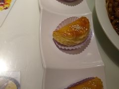 -新大咀港式茶餐厅(宝山万达店)