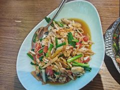 -七步香云南山里菜(昆明老街店)
