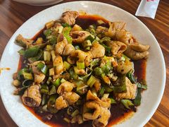 凉拌肥肠-茅屋大酒店
