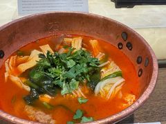 -成都你六姐·牛肉冒菜(城市集市合生汇店)