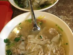 荠菜+三鲜-小倩倩•鸡汤馄饨(江西路创始店)