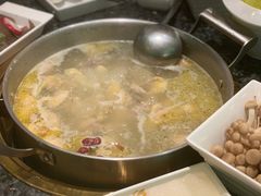 -一席地·本地鸡窝·杭帮鸡火锅(萧山银隆百货店)