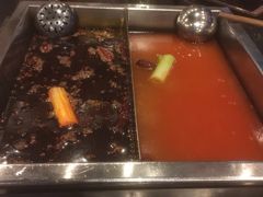 -百年川椒重庆老火锅(光谷店)