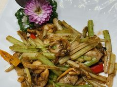-轩记海鲜餐厅·四十五年老字号·经典粤菜(西区彩虹店)