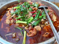 -牟记江湖重庆地标特色菜鱼蛋海鲜羊蝎子(巴南区黑金冠十多年好店)