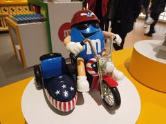 -m豆巧克力世界(上海世茂广场店)