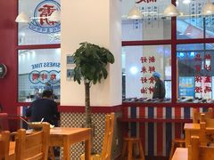大堂-霸碗盖码饭(长沙星沙吾悦店)