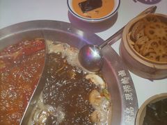 -卤校长重庆火锅(国兴店)