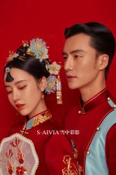 -雪中彩影婚纱摄影·微光艺术中心