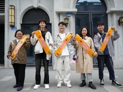 -金夫人化妆摄影职业培训学校