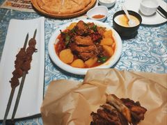-巴扎美食·新疆菜·西域歌舞表演餐厅(新疆大厦店)
