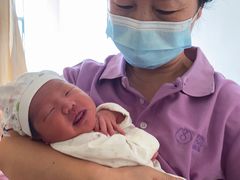 -秋歌护理·月嫂·育儿嫂(浦东医院店)