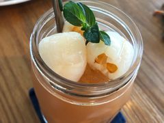 -ROAST coffee & eatery