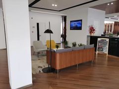 -宁波宝信宝马4S店(江北日湖店)