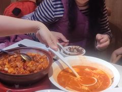 -渝是乎酸菜鱼·川渝小炒(新世界百货望京店)