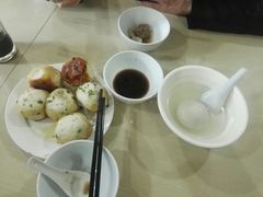 -老西白点心店