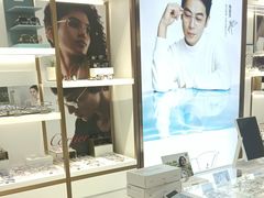 -J-Optical佳视明眼镜·蔡司视觉(青岛金茂览秀城店)