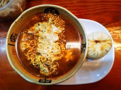 咸蛋黄超人包-老陶包子铺(南大西南村店)
