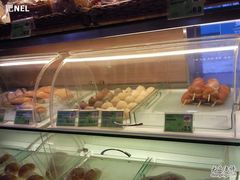 面包甜点陈列柜-圣安娜饼屋