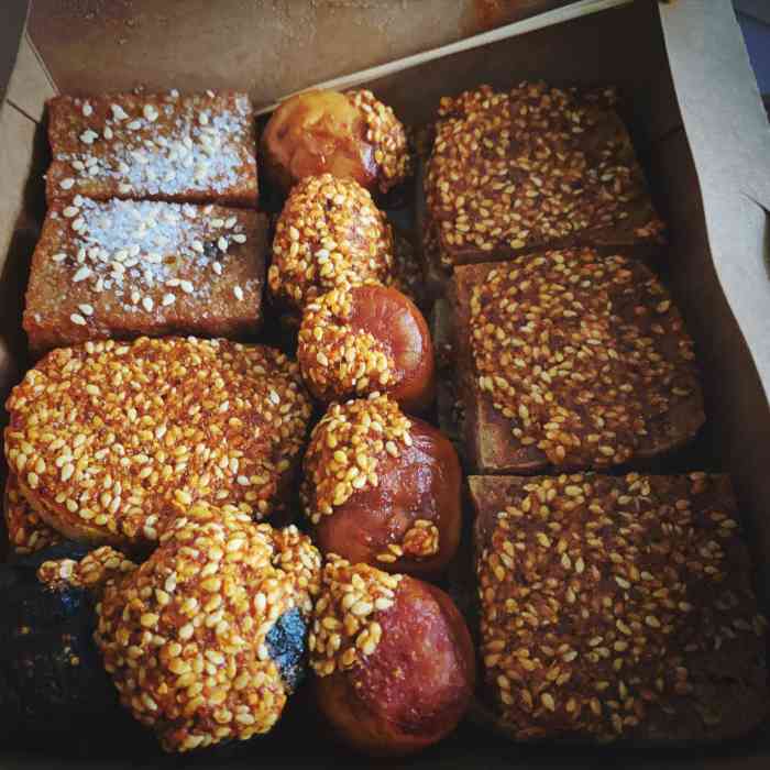 好像已经买过他家很多次了偶尔吃一次还是挺香的在美乐城负一层里算是