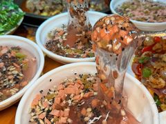 -大众跷脚牛肉馆·非遗传承单位(峨眉山店)