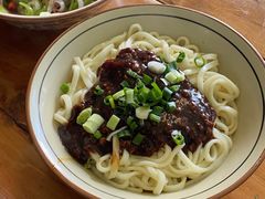 牛肉杂酱面-玉滋補