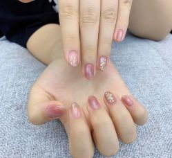 -摩睫+皮肤管理·科学美容中心