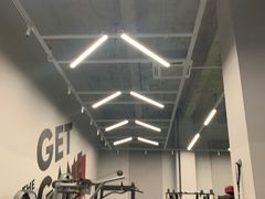 -汗水空间私教健身连锁(SM广场店)