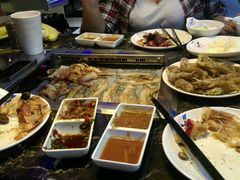 -星海汇海鲜自助烤肉火锅(百大店)