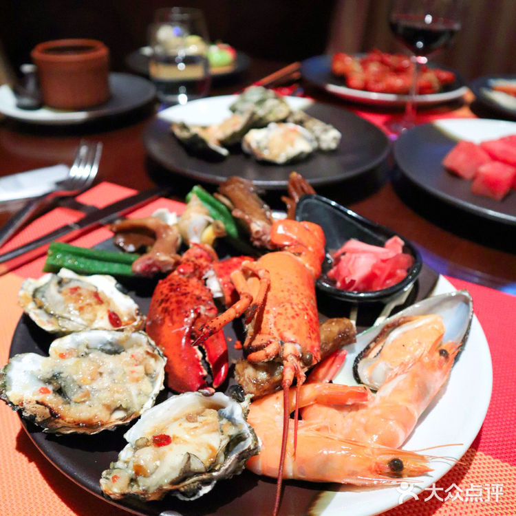 广州美食|打卡富力丽思卡尔顿自助餐